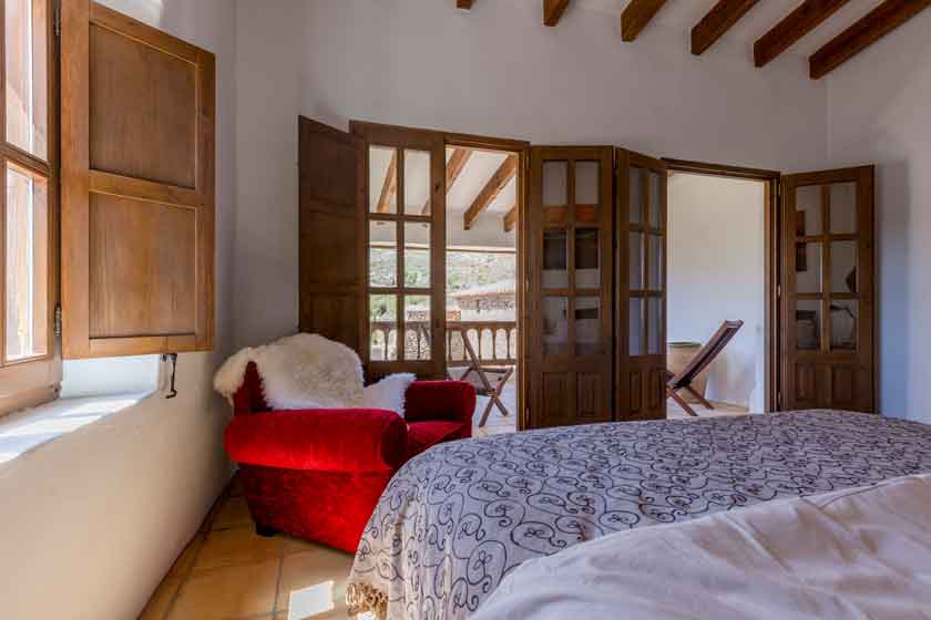 Master bedroom von Finca Iris 