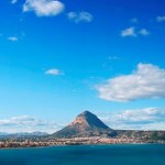 hiking holidays alicante, this is a panoramic view of the montgo and Javea area