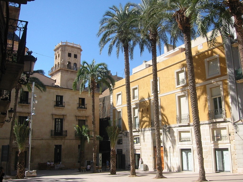 Leuk plein Alicante, mooie steden Costa Blanca